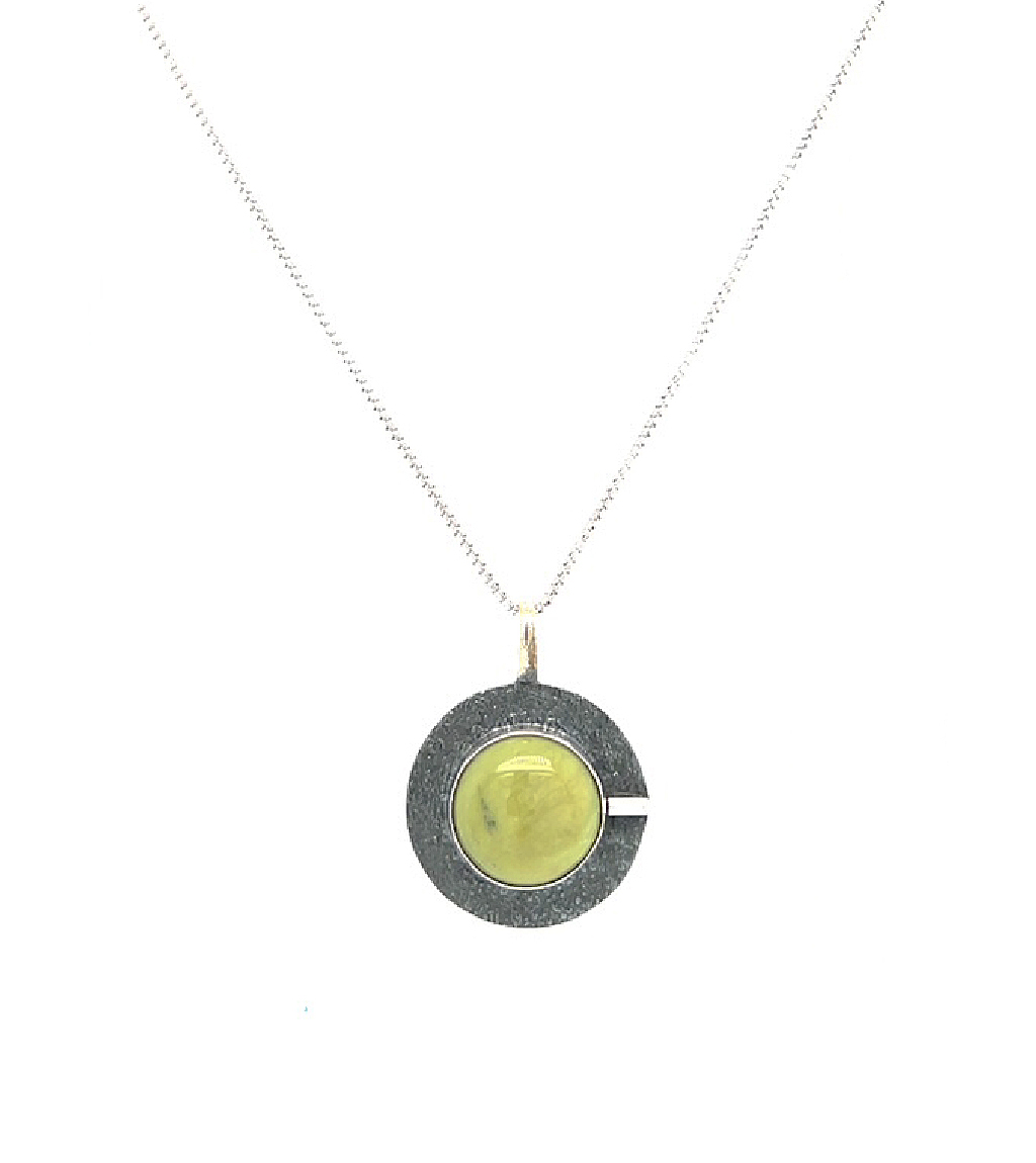 Green Serpentine Norwegian Necklace