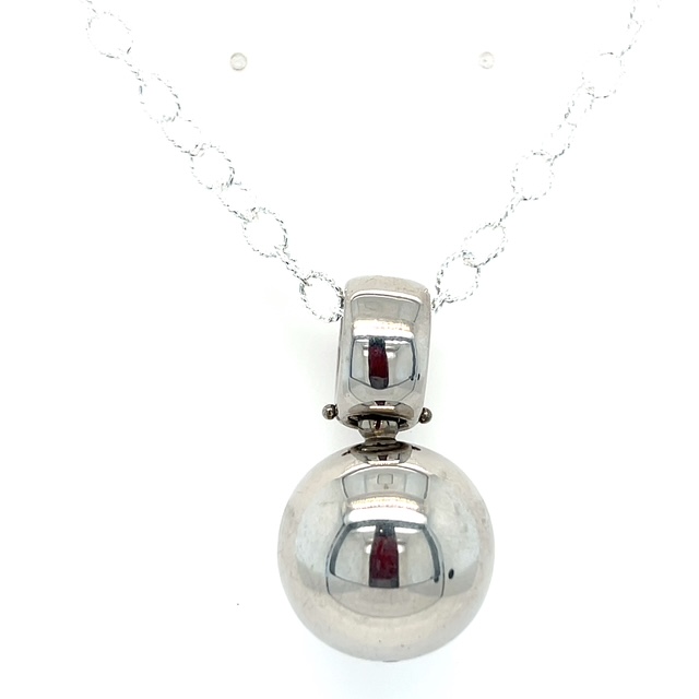 A Drop of Italy in a Necklace