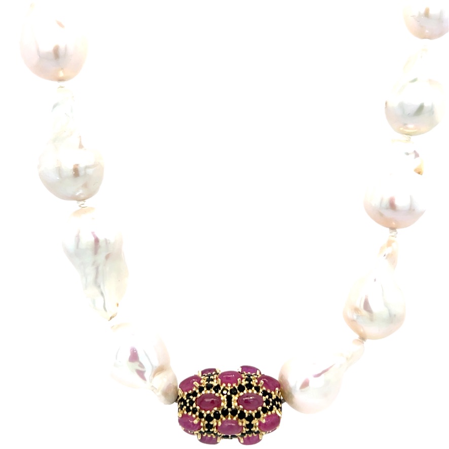 Baroque Pearls Necklace